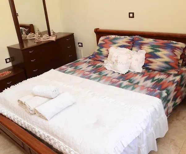 Classical Archontiko D&m