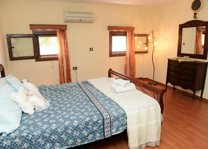 Vila Classical Archontiko D&m Rhodes City